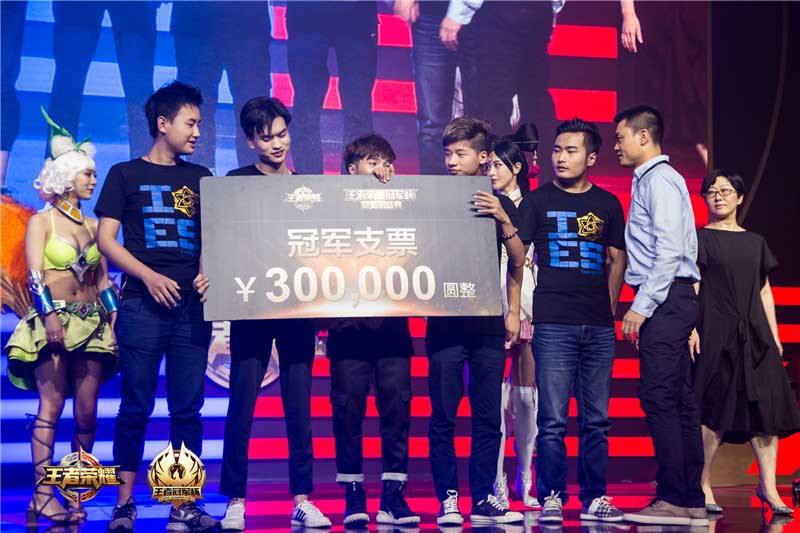 移动电竞选手薪资超金领,月薪达5万元