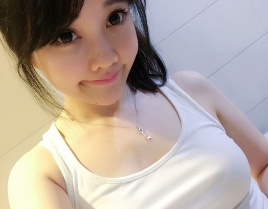 观察 | 你能叫上名的LOL明星主播都在这!斗鱼嘉年华阵容“星”光耀眼