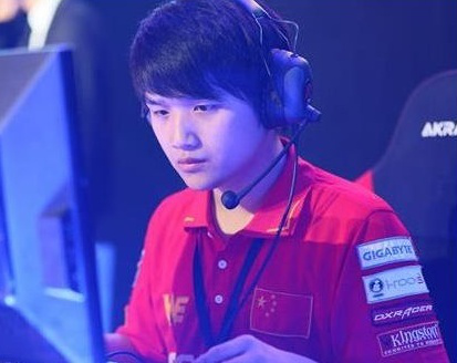 观察 | 你能叫上名的LOL明星主播都在这!斗鱼嘉年华阵容“星”光耀眼
